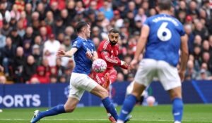 Liverpool có phong độ kém ấn tượng hơn so với Everton