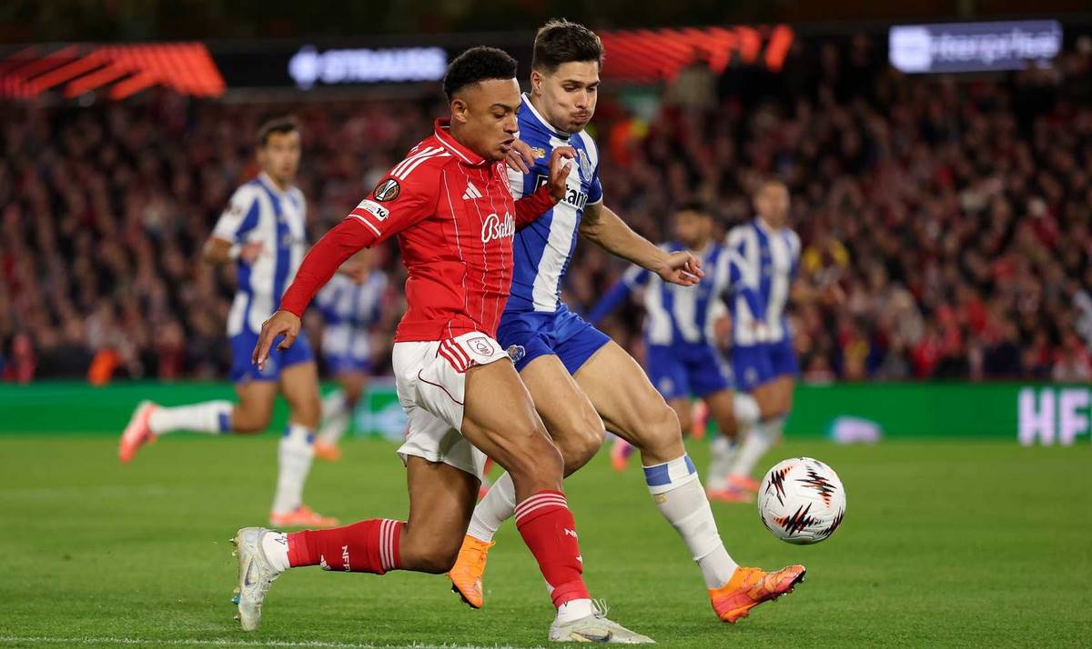 Cả hai đội đều có những thiếu vắng đáng tiếc